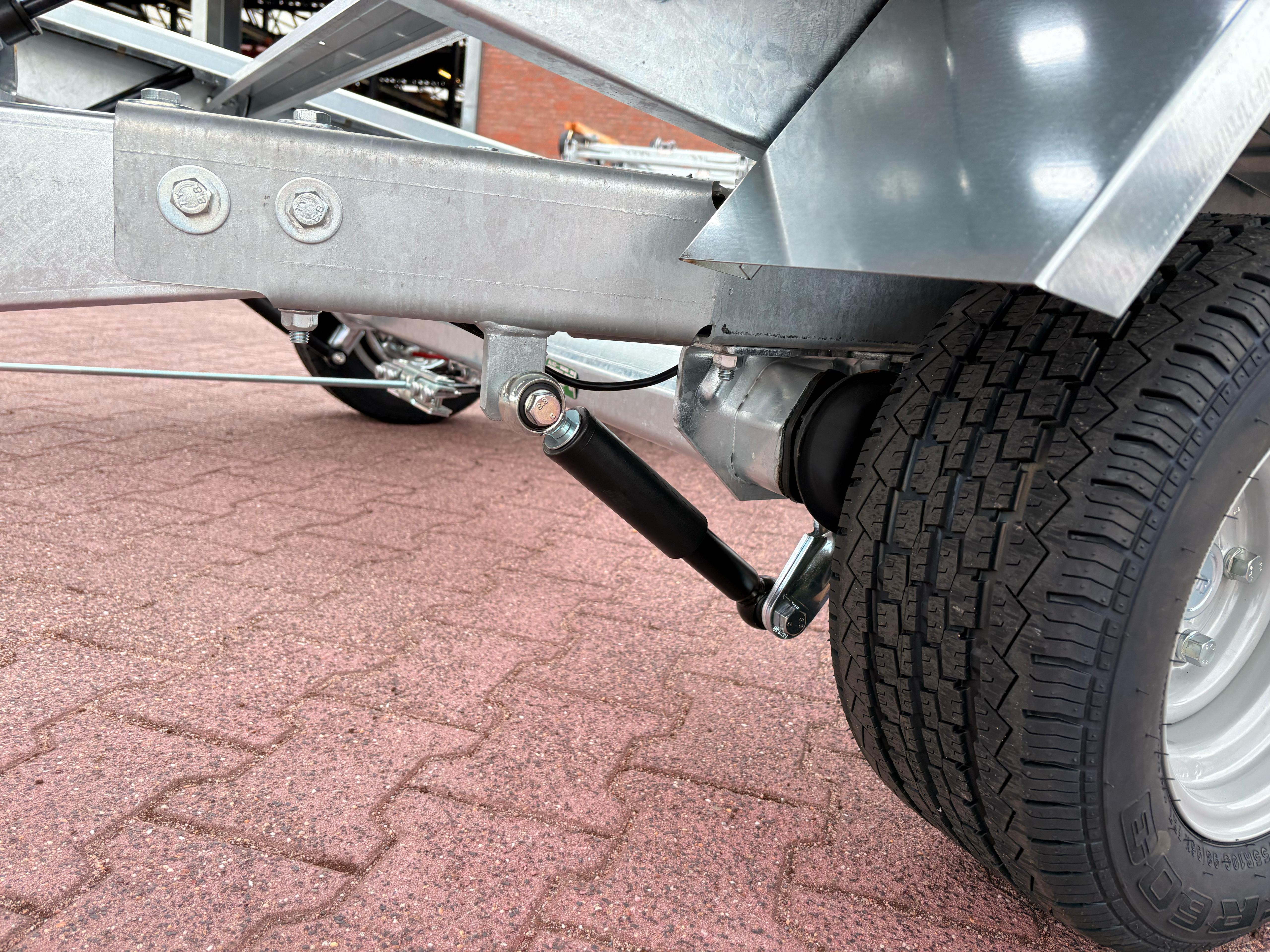 L-AT 400 T-K-2 (2700kg)