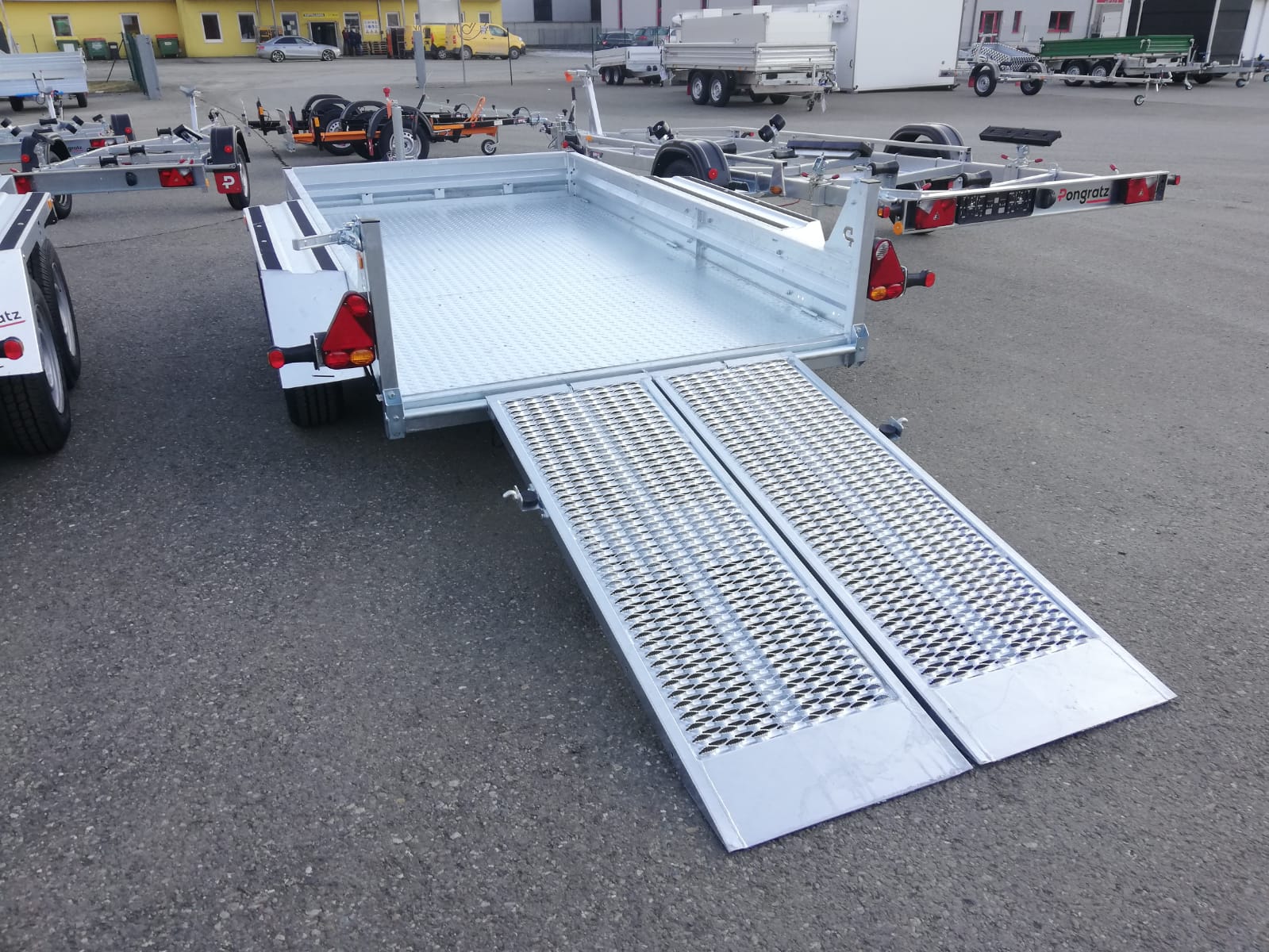 PMT 360/18 T 3500kg 185R14C