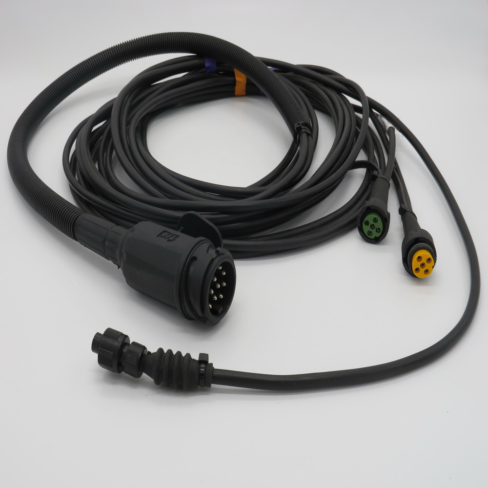 Kabelsatz 6m/13pol/Baj5pol/m. Abg mit Ladefunktion für RK und 3-SKS