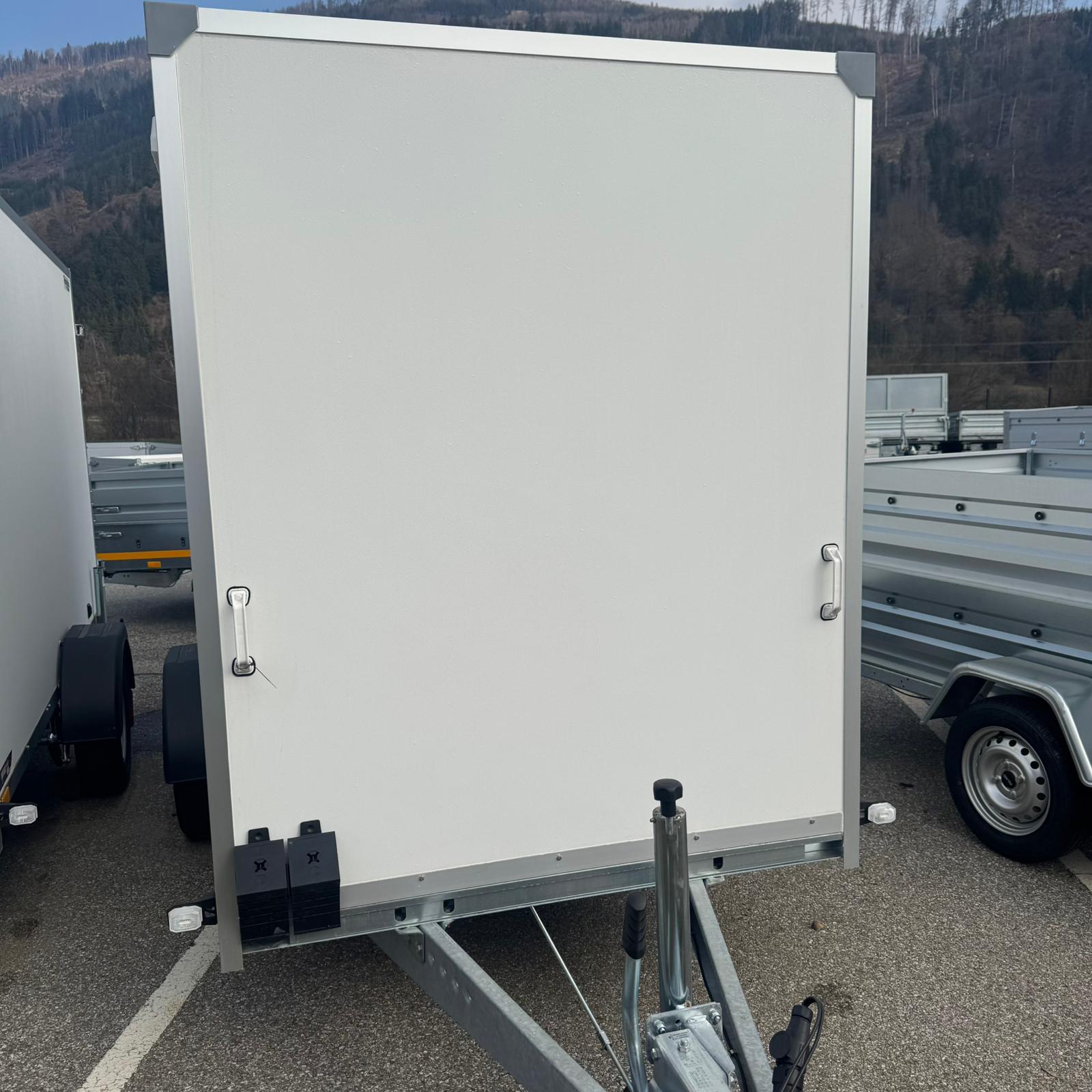 EKA 300/15 G-R (1300kg)