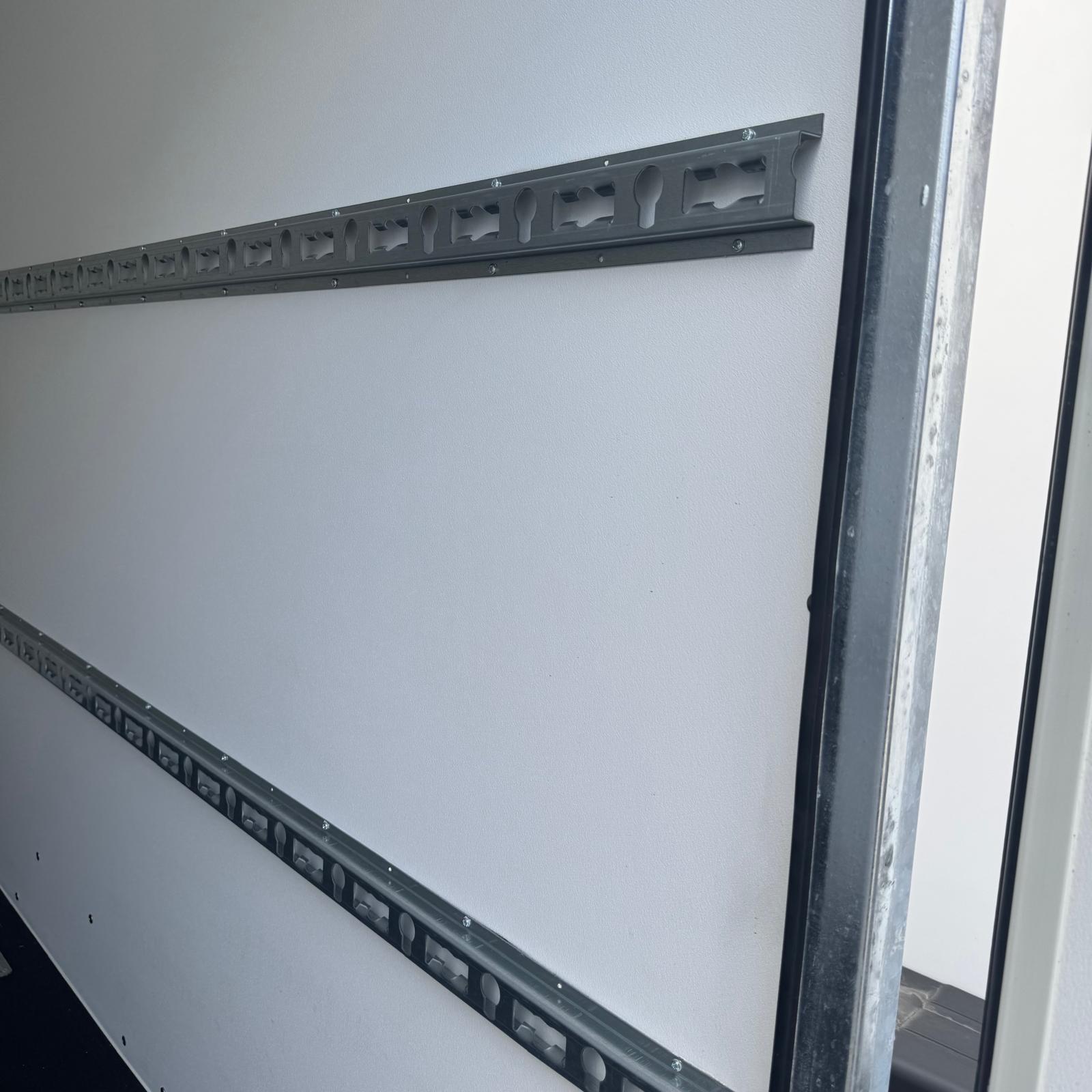 EKA 300/15 G (1300kg)