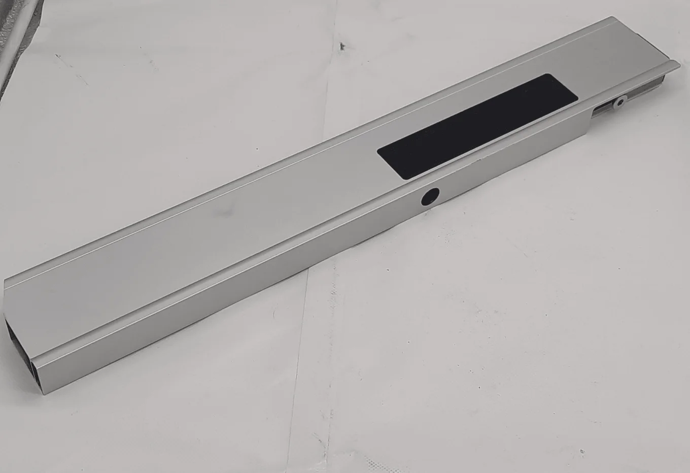 Alu-Einbauverschluss rechts zu LPA 605mm mit Ausnehmung