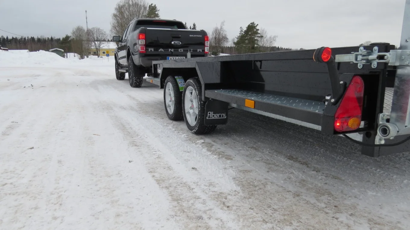Kasten und Kotflügel Feinstruktuur farblich lackiert aus Kollektion**