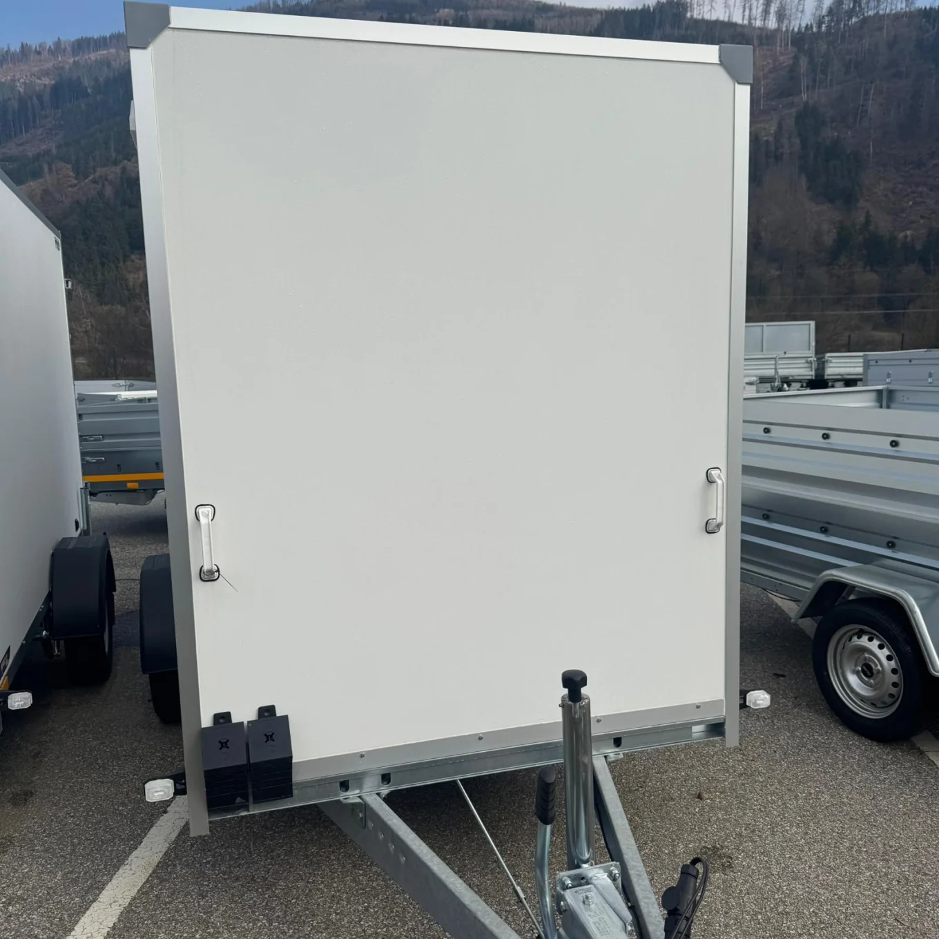 EKA 300/15 G-R (1300kg)